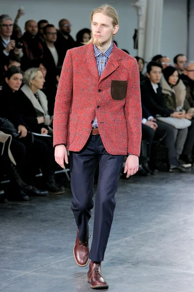 Look 43